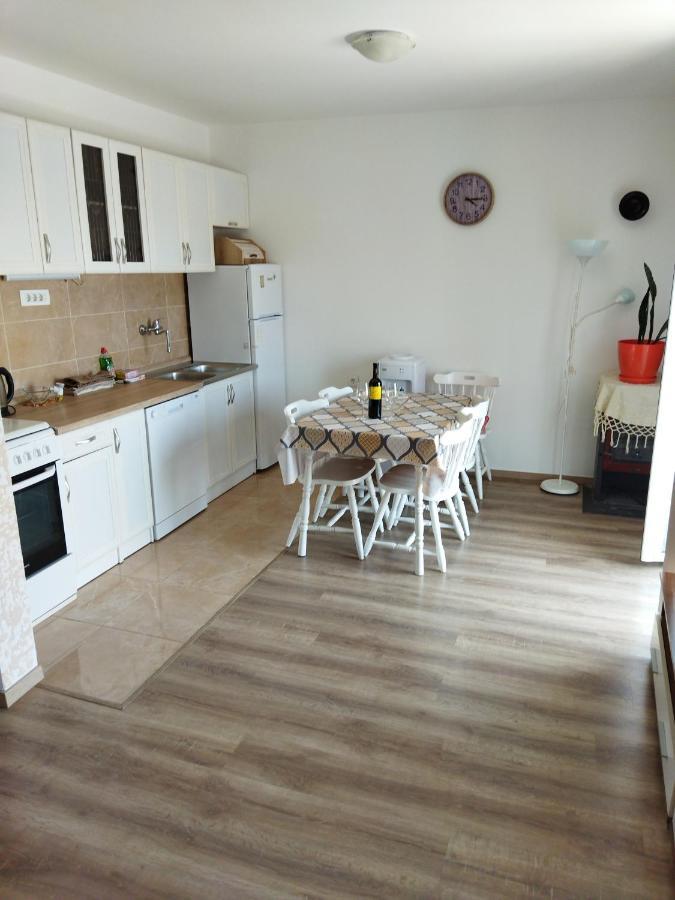 Apartmani Bellami Bečići Ngoại thất bức ảnh