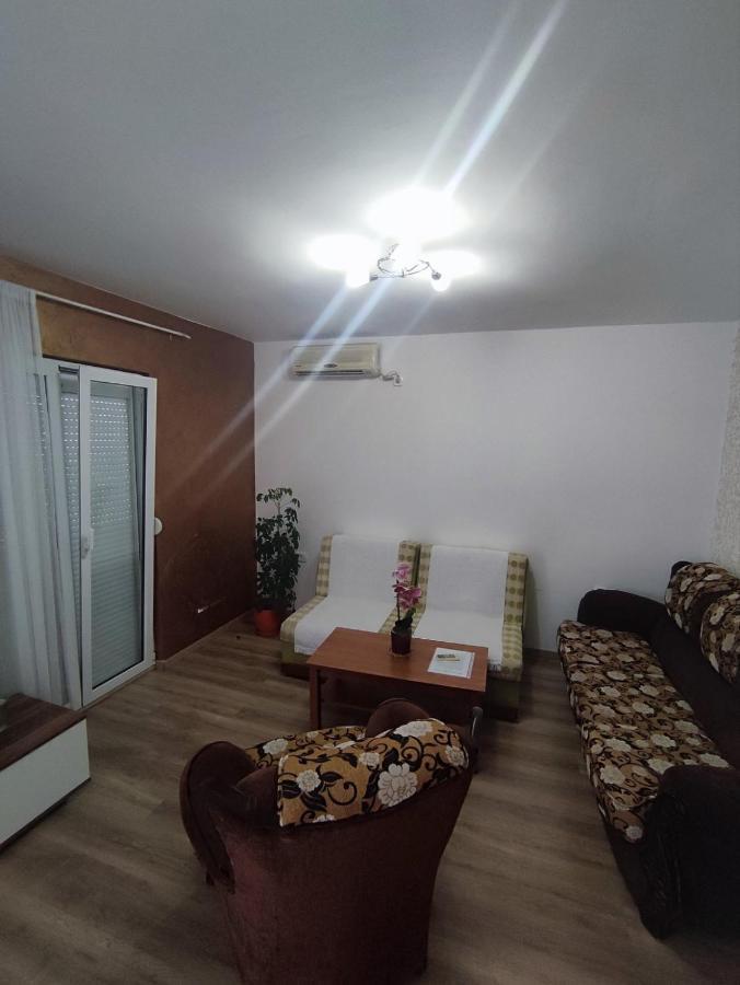 Apartmani Bellami Bečići Ngoại thất bức ảnh